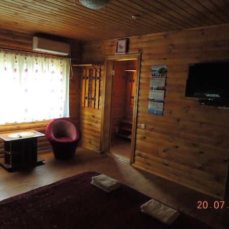 Slavutich Hotel Nova Kakhovka Bagian luar foto