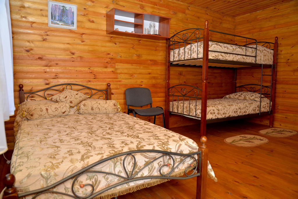 Slavutich Hotel Nova Kakhovka Ruang foto