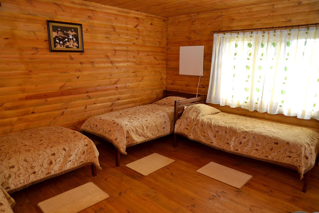 Slavutich Hotel Nova Kakhovka Ruang foto