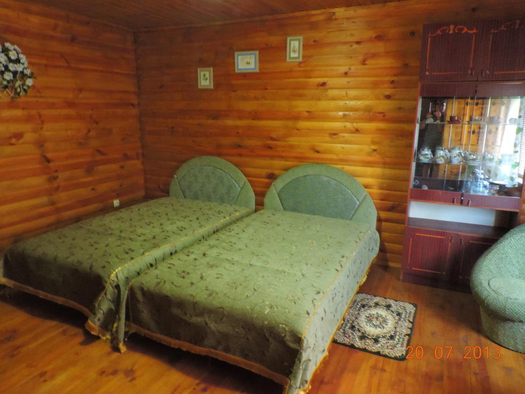 Slavutich Hotel Nova Kakhovka Ruang foto